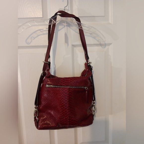 Gianna Conti Vers Pelle leather convertible shoulder bag/backpack - Picture 1 of 5